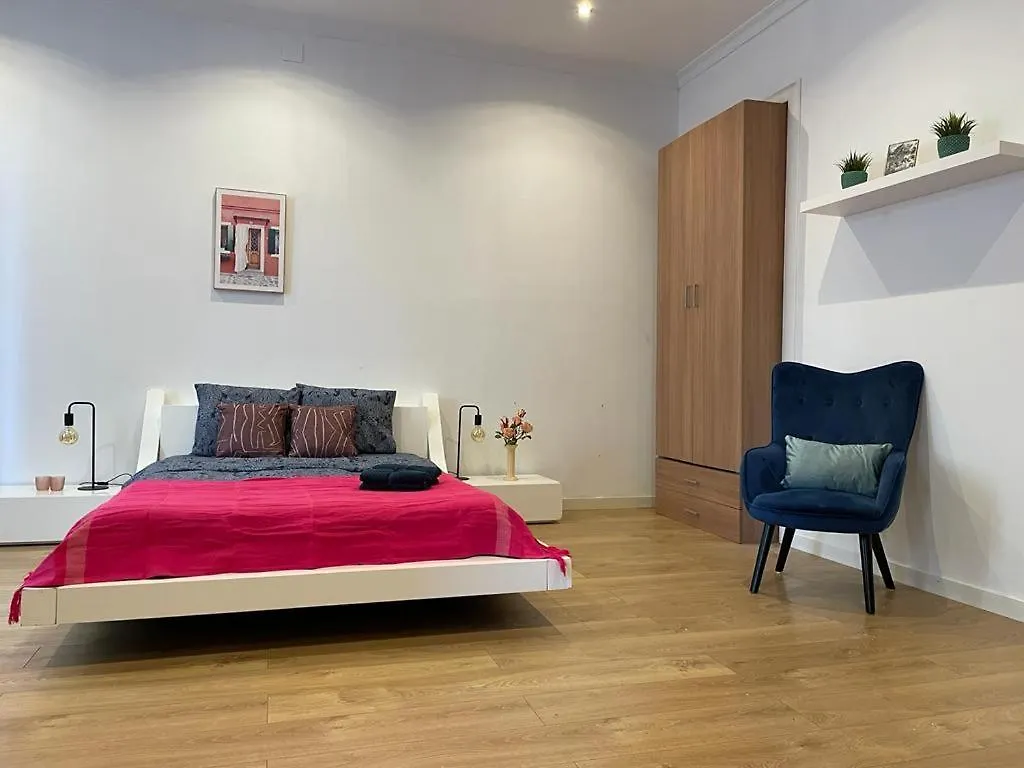 Barcelona Rambla Rooms