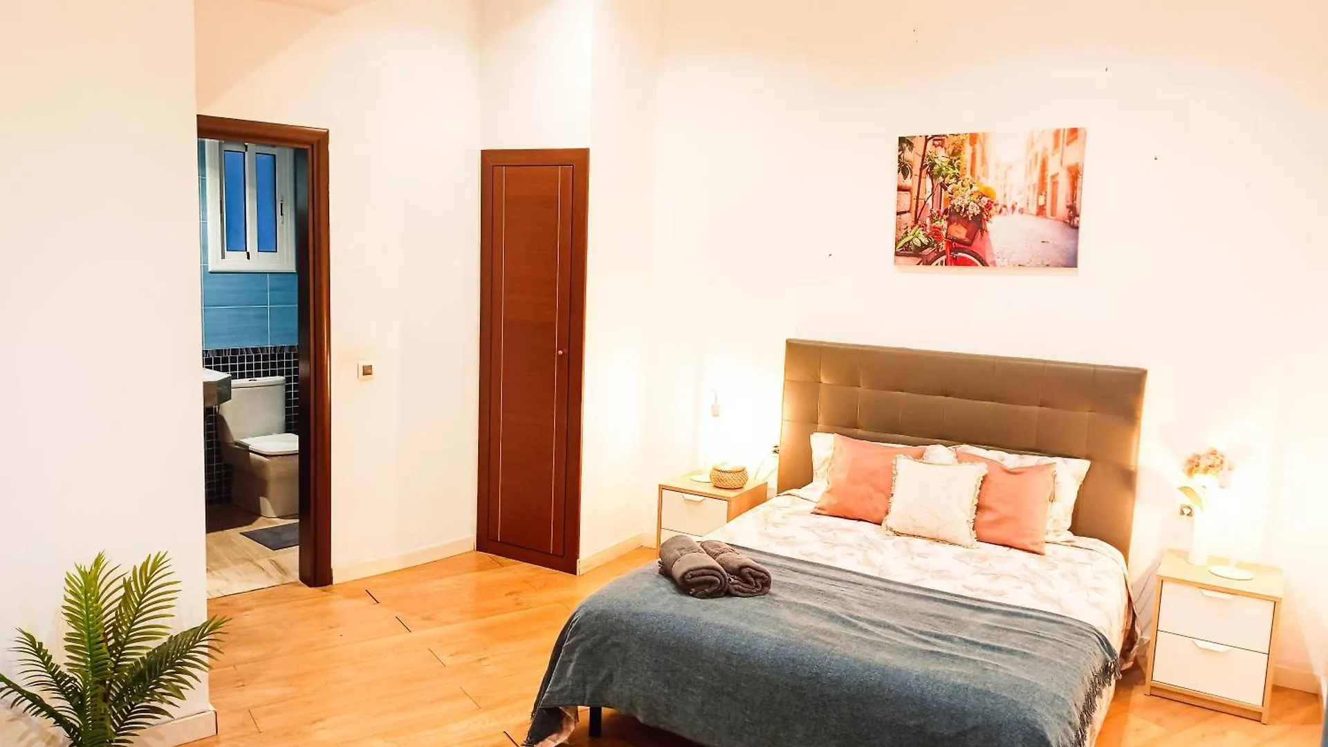 Barcelona Rambla Rooms