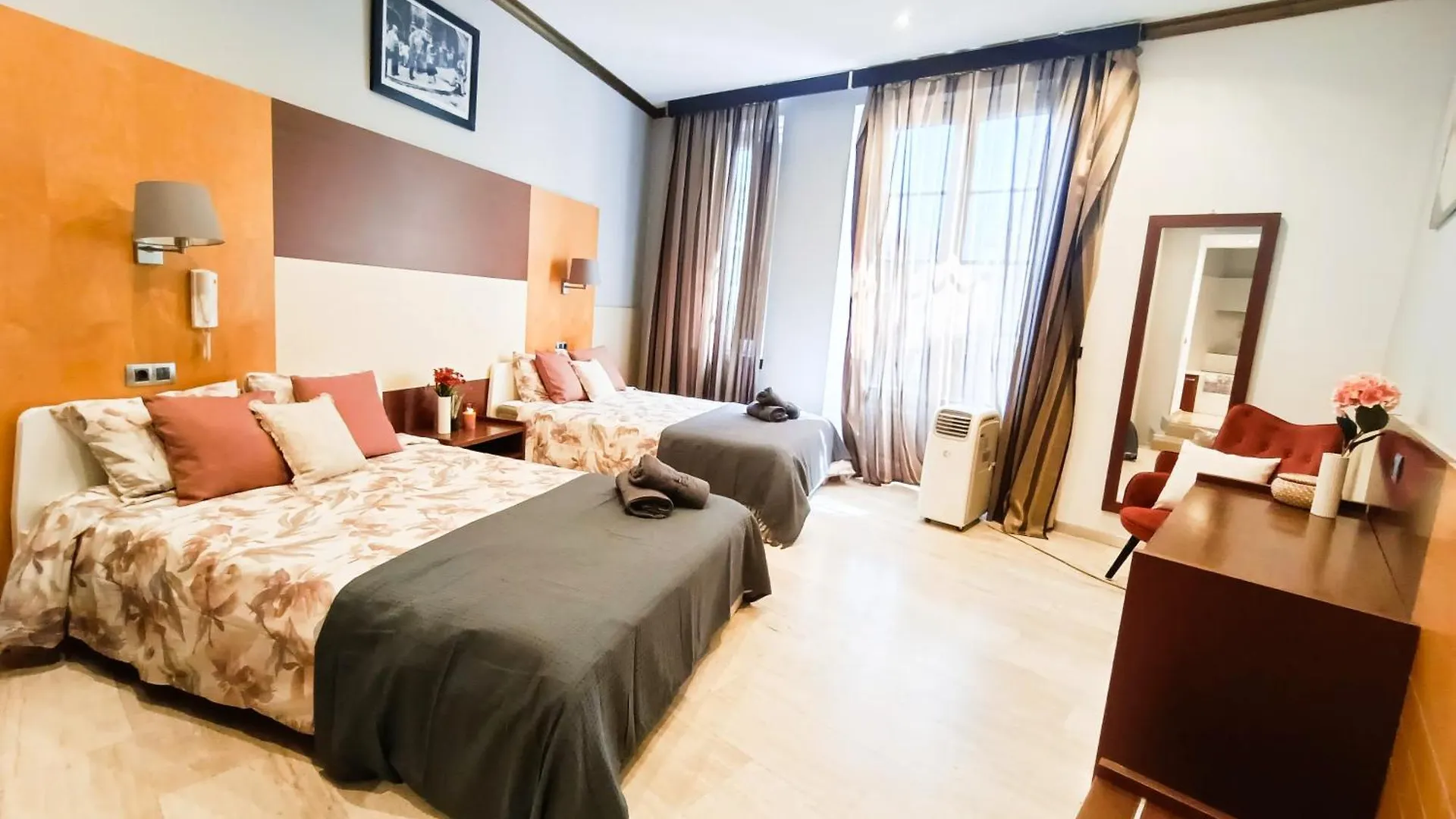Hostel Barcelona Rambla Rooms