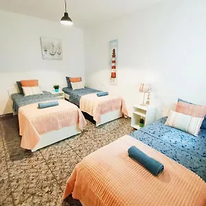  Hostel By Plaza Urquinaona